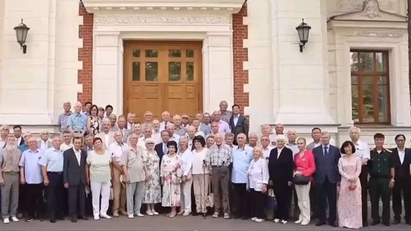 Участники встречи. Фото: vtv.vn
