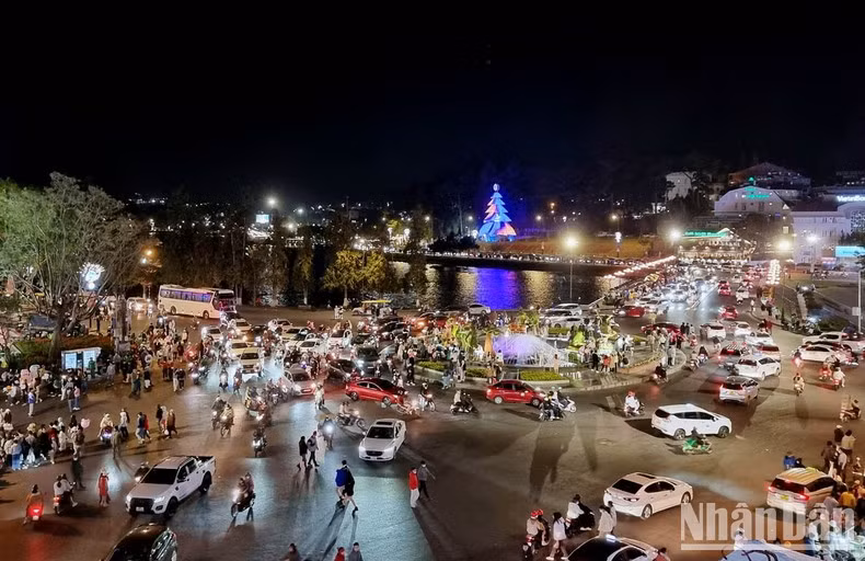 Центр города в канун Рождества.