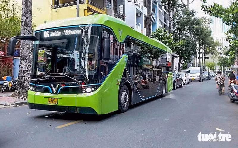 К 2030 году в г. Хошимине все общественные автобусы будут работать на электричестве и «зеленой» энергии.