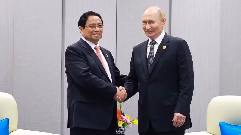 Премьер-министр Вьетнама Фам Минь Тьинь и Президент Российской Федерации Владимир Путин. Фото: ВИА