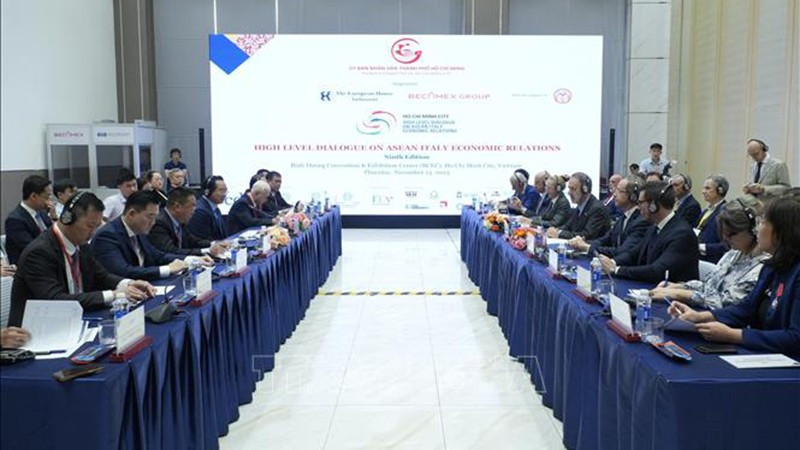 Общий вид приема. Фото: ВИА