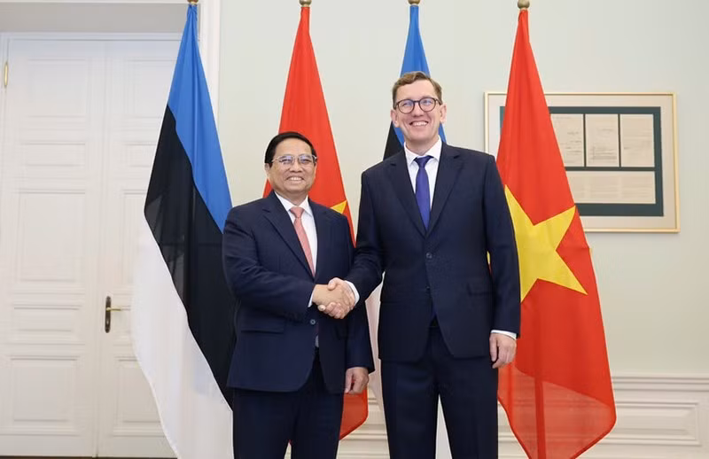 Премьер-министр Фам Минь Тьинь и Премьер-министр Эстонии Кристен Михал. Фото: ВИА