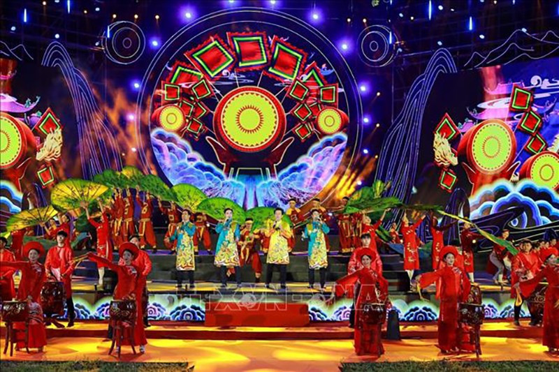 Художественный номер на мероприятии. Фото: ВИА