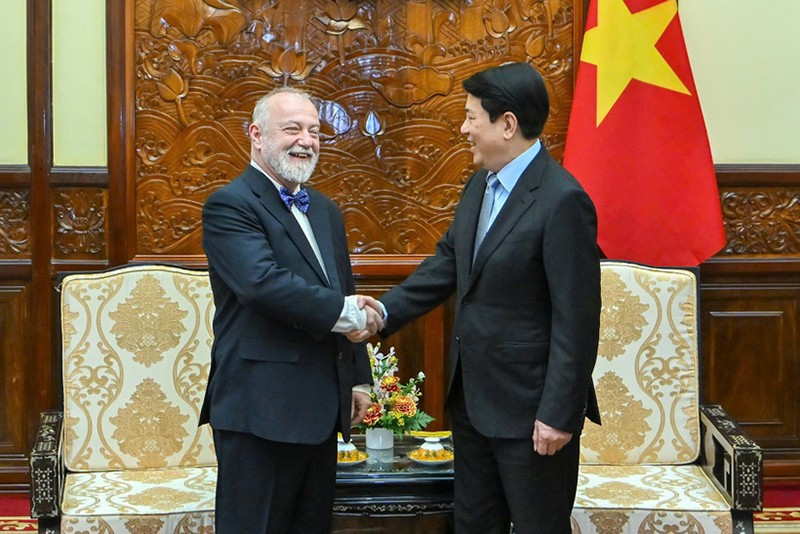 Президент Лыонг Кыонг принимает Посла Чехии Гинека Кмоничека. Фото: Тхюи Нгуен