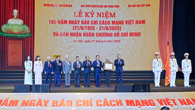 be-mac-hoi-bao-9066.jpg