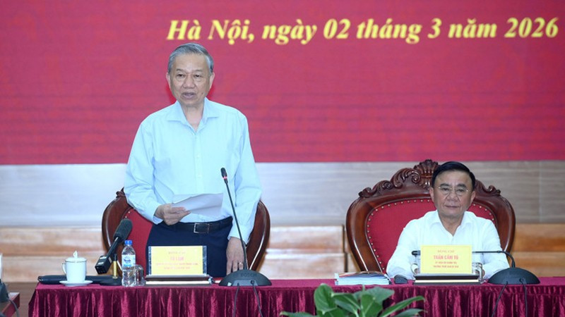 Генеральный секретарь ЦК КПВ То Лам выступает на рабочей встрече. Фото: Данг Кхоа