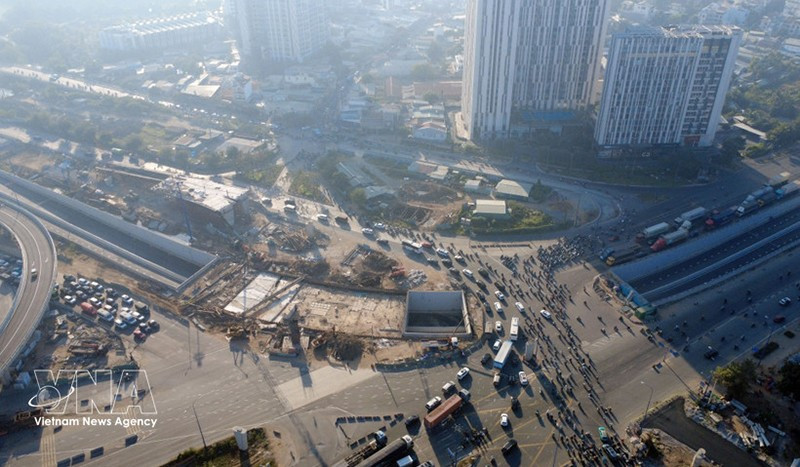 Проект транспортной развязки Анфу является местом пересечения ключевых транспортных артерий, таких как подъездная дорога к автомагистрали Хошимин – Лонгтхань – Заузяй, магистрали Май Тьи Тхо и Лыонг Динь Куа, а также системы соединения с районом портов Катлай – Фухыу. Фото: ВИА