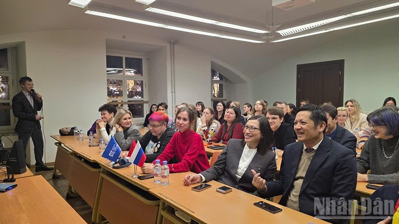 Российские студенты с энтузиазмом принимают участие в конкурсе.