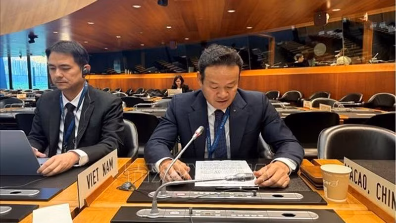 Посол Май Фан Зунг выступает на мероприятии. Фото: ВИА