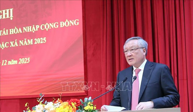 Постоянный заместитель Премьер-министра Нгуен Хоа Бинь выступает на конференции. Фото: ВИА