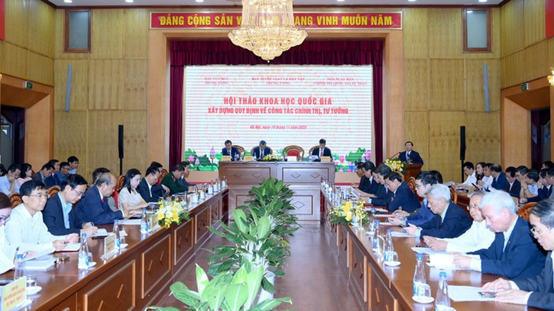 Общий вид семинара. Фото: Данг Кхоа