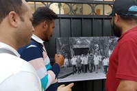 На выставке представлены 11 фотографий исторического визита команданте Фиделя Кастро во Вьетнам.