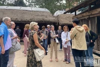 Отмена виз для граждан ряда стран - большая возможность для Вьетнама привлечь больше иностранных туристов. Фото: Хюи Лэ