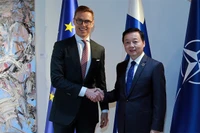 Вице-премьер Чан Хонг Ха и Президент Финляндии Александр Стубб. Фото: ВИА