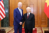 Генеральный секретарь ЦК КПВ Нгуен Фу Чонг и Президент США Джо Байден. Фото: ВИА