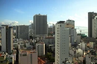 Закон о земле (c поправками) позволяет людям вьетнамского происхождения, проживающим в зарубежных странах, покупать дома во Вьетнаме. Фото: ВИA