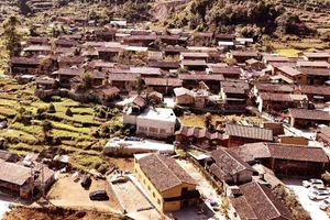 Уголок культурного пространства одной из лучших туристических деревень мира — Ло-ло-чай (Лунгку, провинция Туенкуанг). (Фото: ВИА)