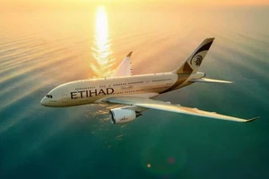 Самолет авиакомпании Etihad Airways из Абу-Даби, ОАЭ. (Источник: Caspian Post)