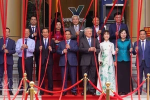 Церемония открытия штаб-квартиры Исполнительного органа VIFC-HCMC. (Фото: Вьетнам+)