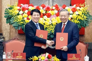 Состоялась церемония передачи полномочий Президента государства Вьетнама