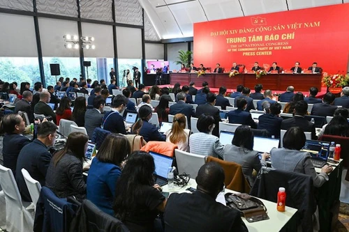 Общий вид пресс-конференции.