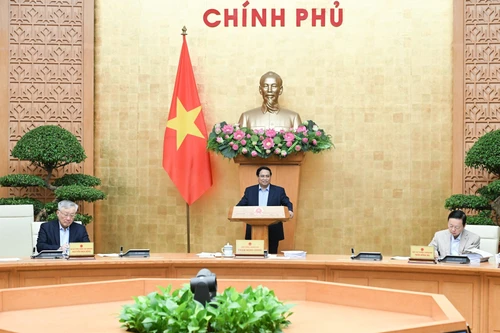 Премьер-министр Фам Минь Тьинь председательствовал на очередном октябрьском заседании Правительства