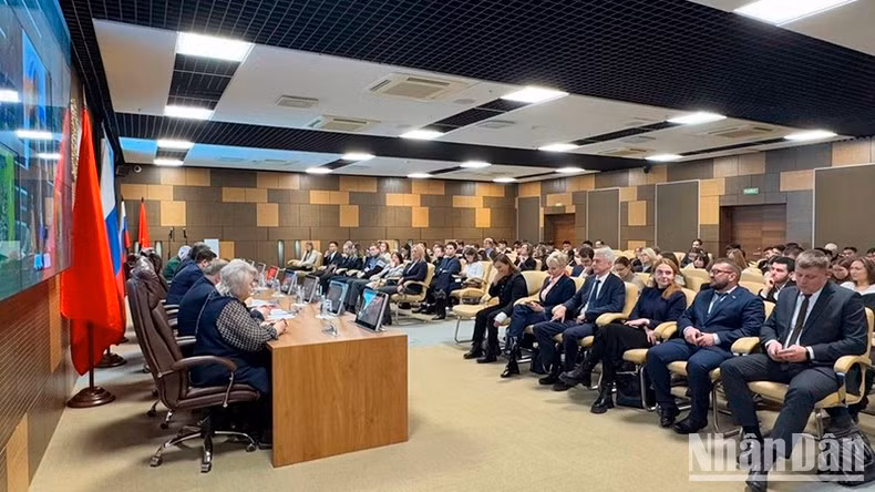 Мероприятие привлекло множество докладчиков.