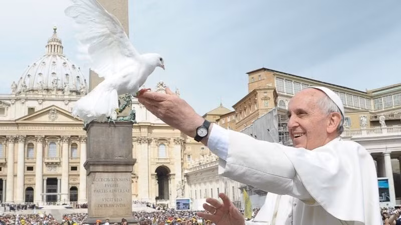 Фотография Папы Римского Франциска, сделанная 15 мая 2013 года. Источник: Vaticannews.va