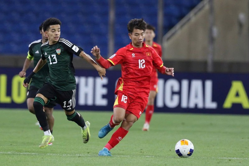 Сборная U17 Вьетнама сыграла вничью 1:1 с командой ОАЭ. Фото: Федерация футбола Вьетнама