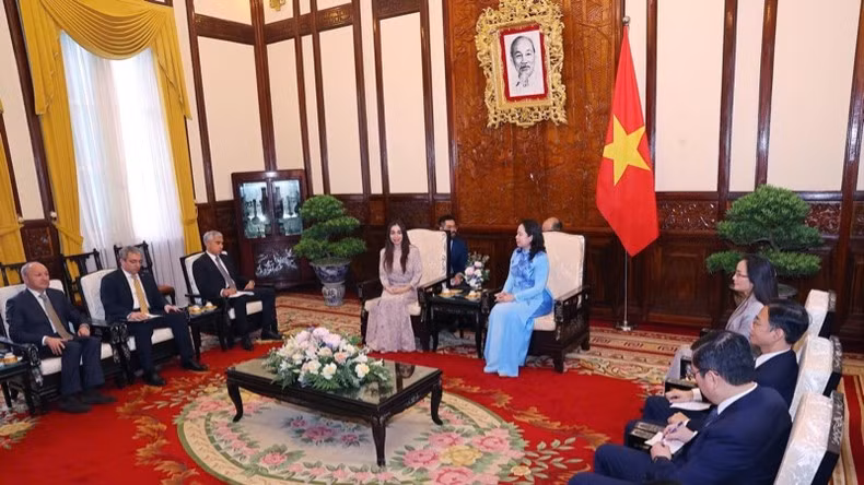 Общий вид приема. Фото: ВИА