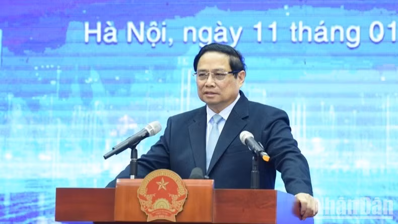 Премьер-министр Фам Минь Тьинь выступает с речью. Фото: Чан Хай Премьер-министр Фам Минь Тьинь выступает с речью. Фото: Чан Хай