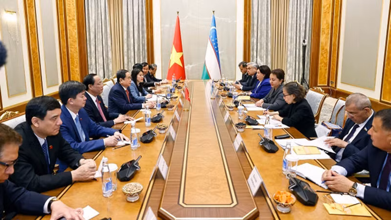 Председатель Сената Узбекистана Танзила Нарбаева председательствовала на церемонии встречи и переговорах с Председателем Национального собрания Вьетнама Чан Тхань Маном. Фото: ВИА