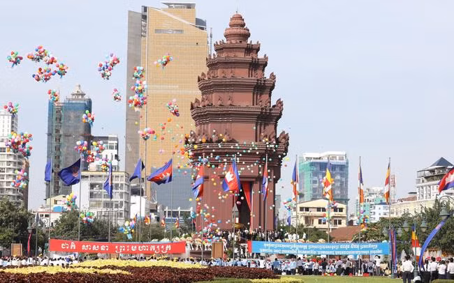 В Камбодже отмечают 69-ю годовщину Дня независимости. Фото: VNA