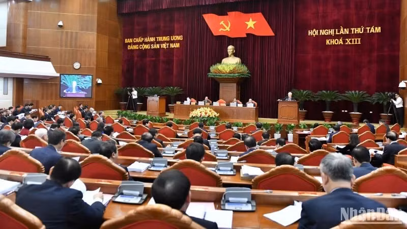 Общий вид открытия 8-го пленума ЦК КПВ XIII созыва. Фото: Данг Кхоа