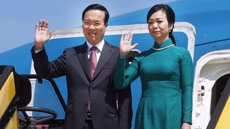 Президент Во Ван Тхыонг с супругой.