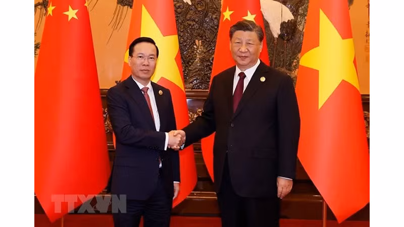 Президент Вьетнама Во Ван Тхыонг и Генеральный секретарь ЦК КПК, Председатель Китая Си Цзиньпин. Фото: ВИА