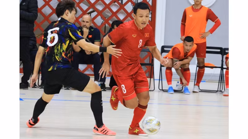 Сборная Вьетнама по футзалу выиграла все матчи отборочного раунда Чемпионата Азии по футзалу 2024 года. Фото: Федерация футбола Вьетнама