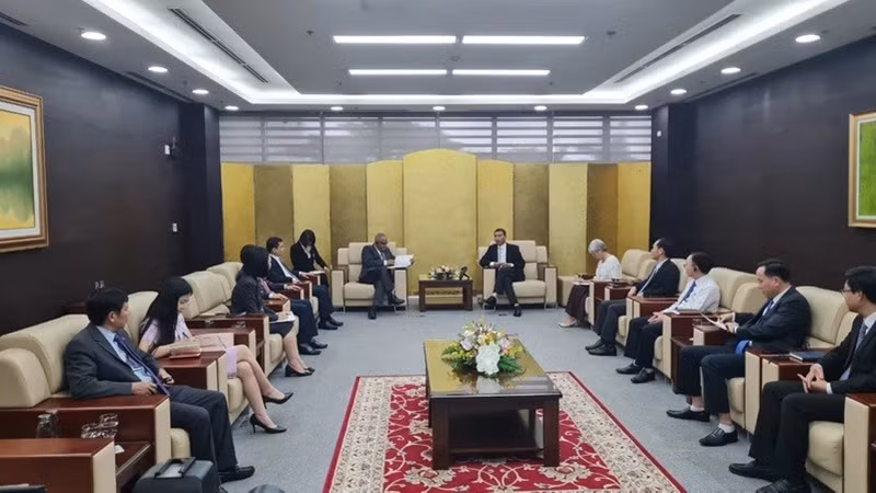 Общий вид встречи.