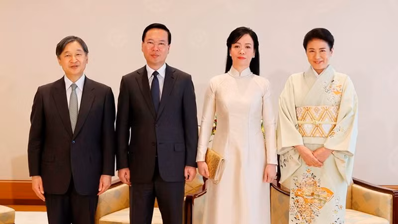 Президент Во Ван Тхыонг с супругой и Император Нарухито с Императрицей. Фото: ВИА