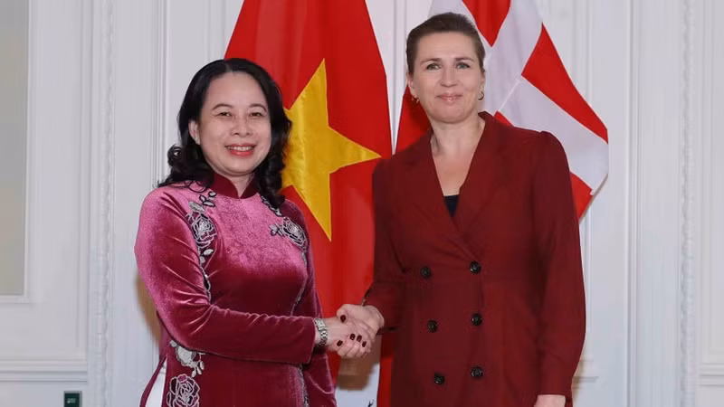 Вице-президент Вьетнама Во Тхи Ань Суан и Премьер-министр Дании Метте Фредериксен.