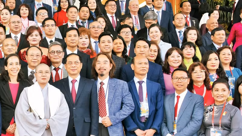 Участники программы «Весна на Родине» 2023 года. Фото: Кхань Ан