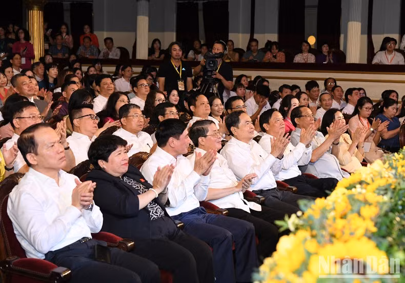 Делегаты на мероприятии.