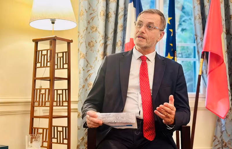 Чрезвычайный и Полномочный Посол Франции во Вьетнаме Оливье Броше. Фото: ВИА