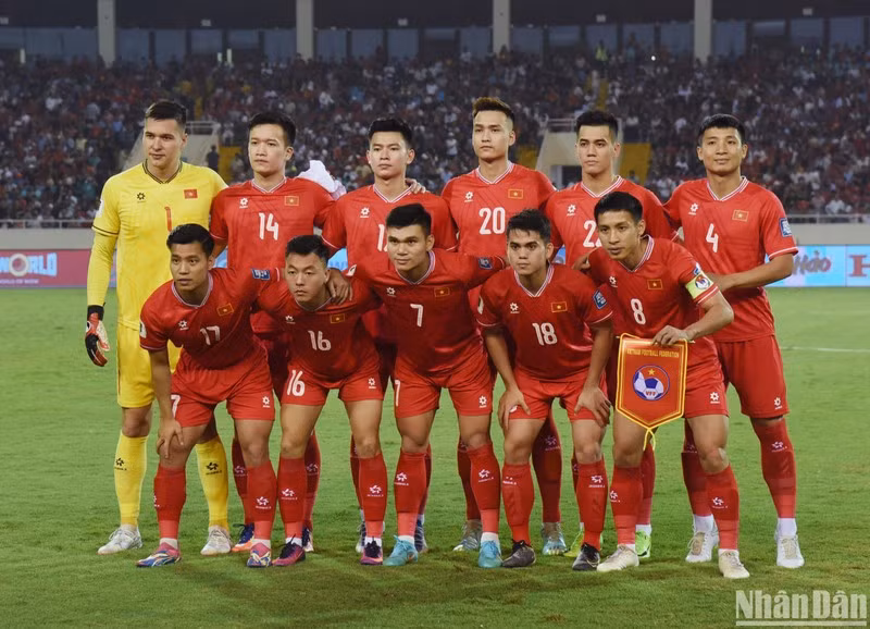 Сборная Вьетнама перед матчем против сборной Индонезии. Фото: Чан Хай