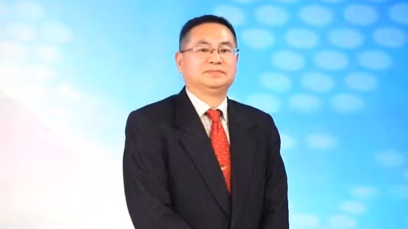 Профессор, кандидат наук Чэн Ханьпин.