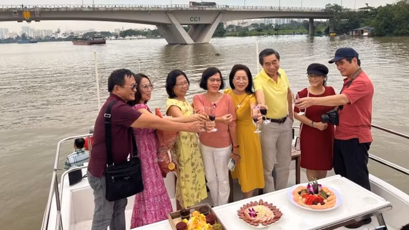 Речной туризм – изюминка г. Хошимина в 2023 году. Фото: Мань Хао