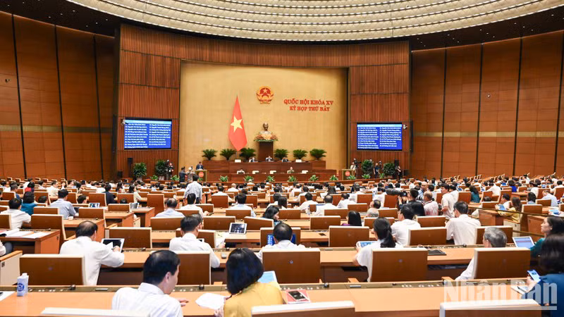 Общий вид заседания во второй половине дня 22 мая. Фото: Зюи Линь