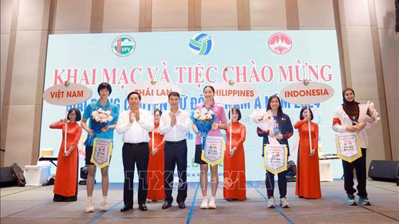 Церемония открытия турнира. Фото: ВИА