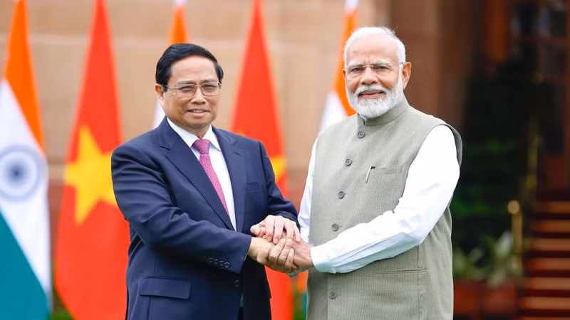Премьер-министр Фам Минь Тьинь и Премьер-министр Индии Нарендра Моди. Фото: Нят Бак