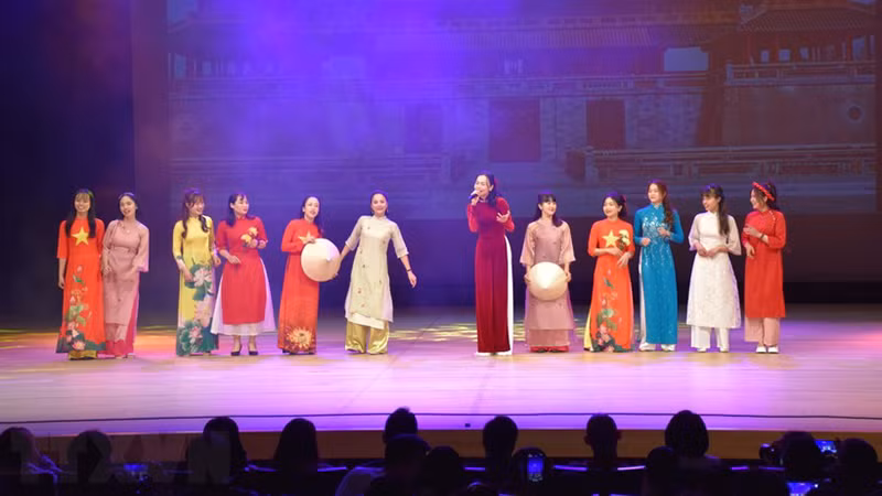 Художественный номер в рамках программы. Фото: ВИА